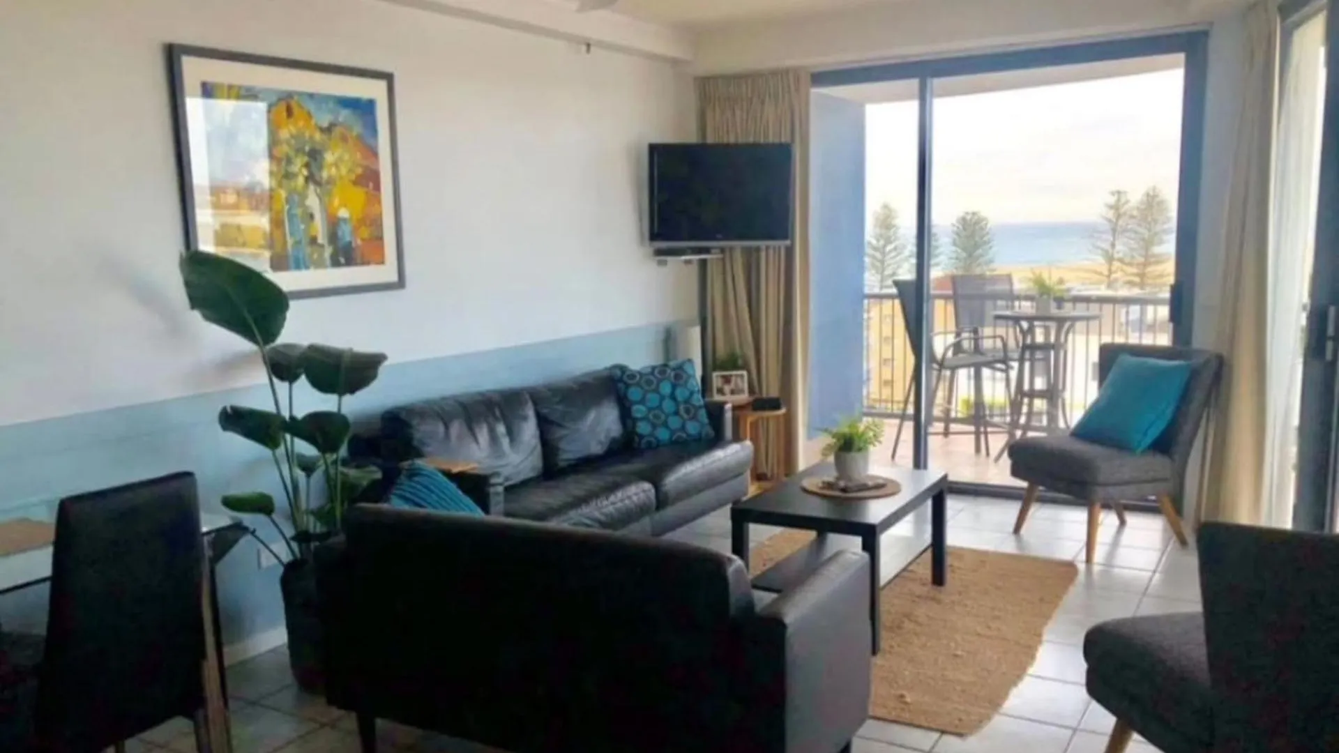 칼론드라 Centrepoint Unit 36 아파트